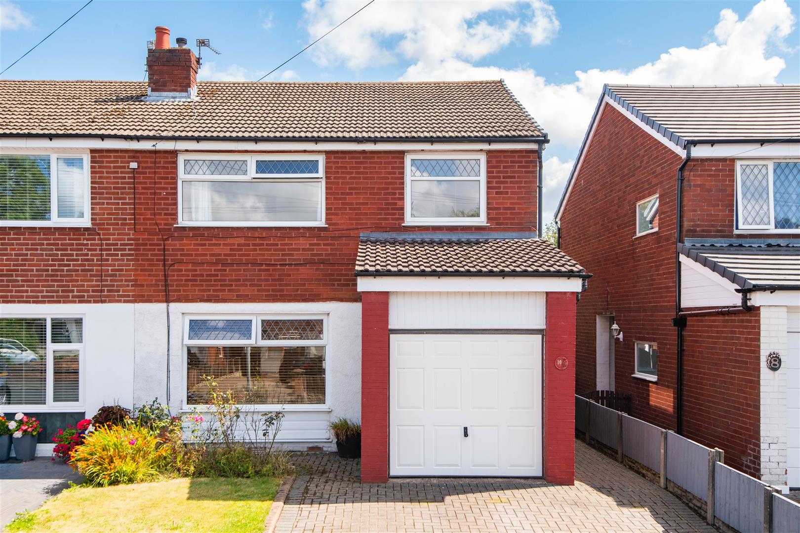 3 bed property in Western Drive, Leyland